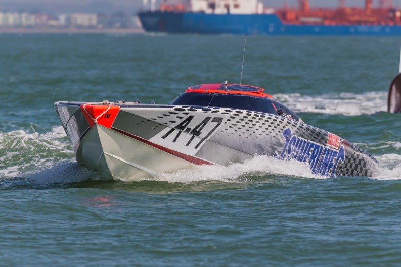 cowes to torquay powerboat race