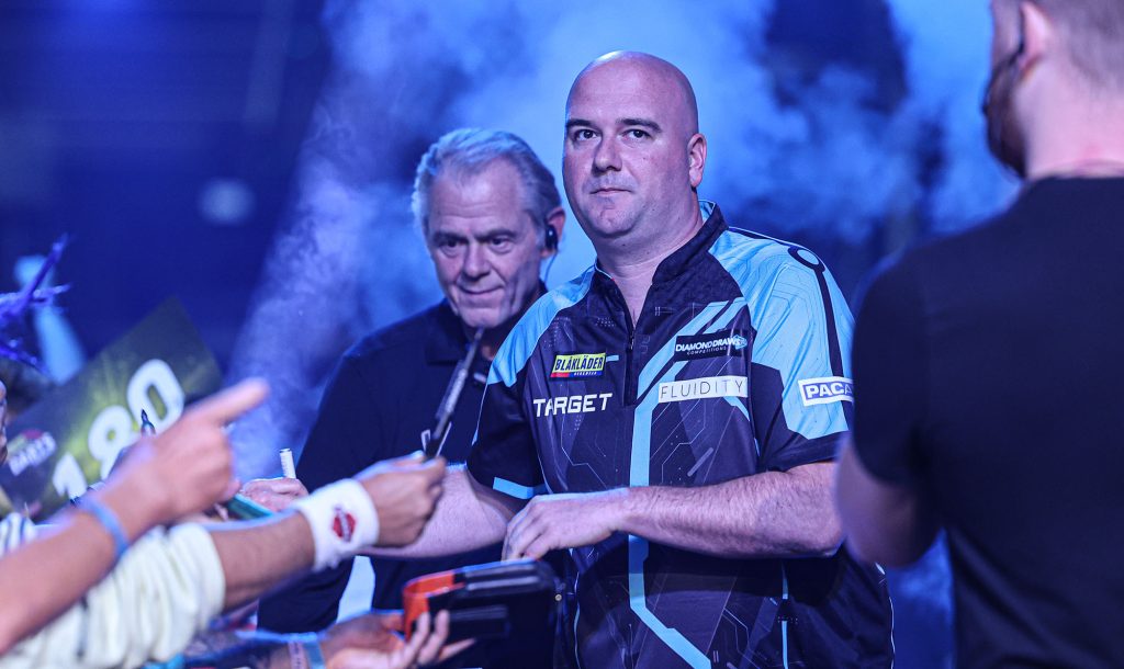BRILLIANT BAETENS DELIVERS ON DAY ONE IN ANTWERP
